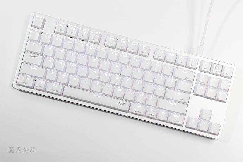 白颜如玉薄轴静心雷柏mt500背光机械键盘体验