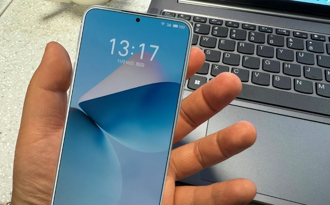 魅族21未发先火华为mate60见了都要竖拇指预售量高达25万