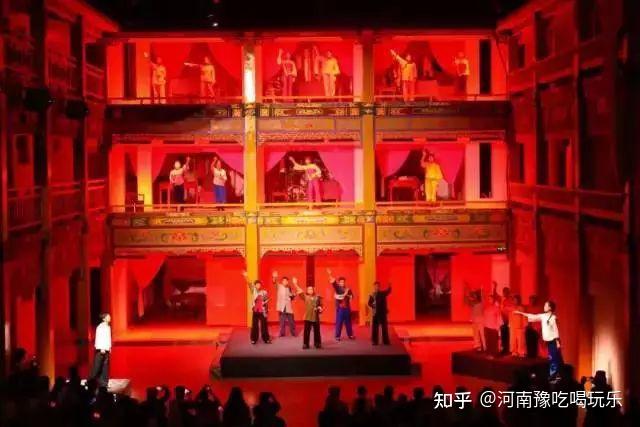 一生必追的一部大型山水实景剧，司徒小镇+千年铁魂打铁花演出