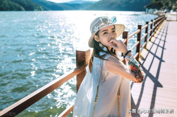 一部引人入胜的电视剧揭示了过往关系的阴暗面