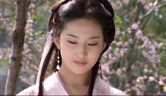 你手里有哪些刘亦菲超美的照片? - 知乎用户的