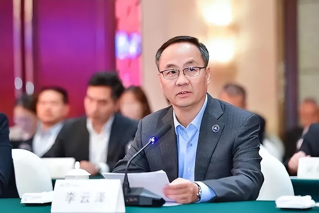 52岁李云泽任国家金融总局首任党委书记曾任四川省副省长在建行工作超