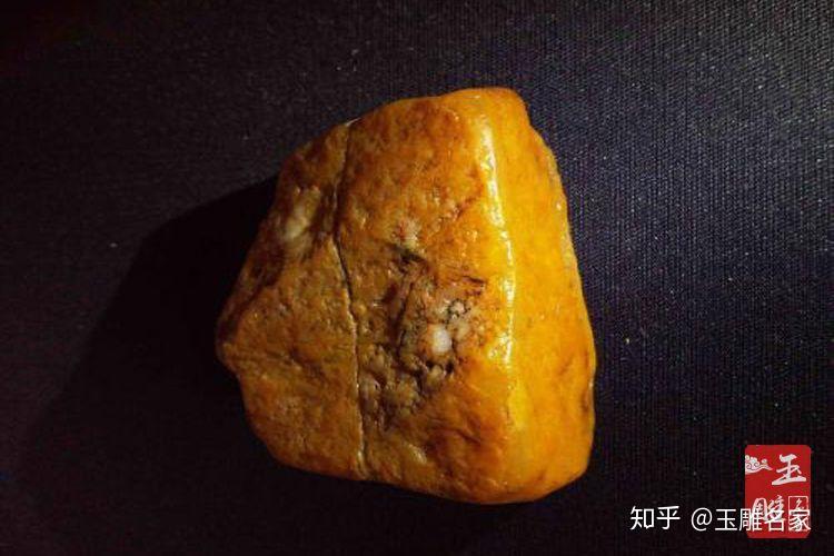 黄龙玉原石价格疯涨数倍，究竟为何？ - 知乎