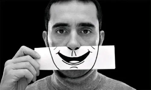 设计改变生活拒绝微笑抑郁实现真正的快乐