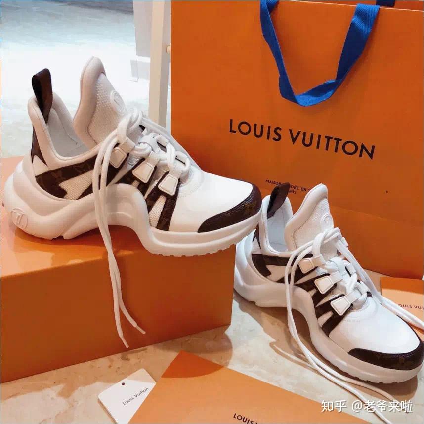 老爹鞋是什么牌 v2-3b8b705d21cfdce44a7b62c205b6e08d_r.jpg