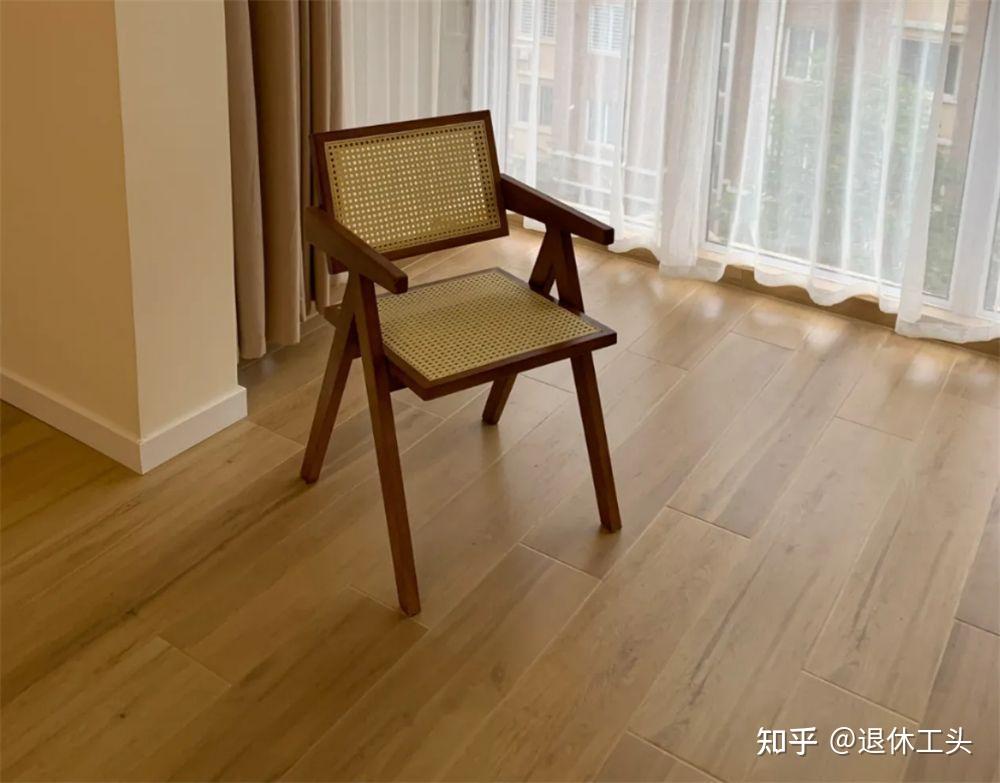 为什么越来越多人嫌弃“木纹砖”呢？看完这些缺点，你就明白了 - 知乎