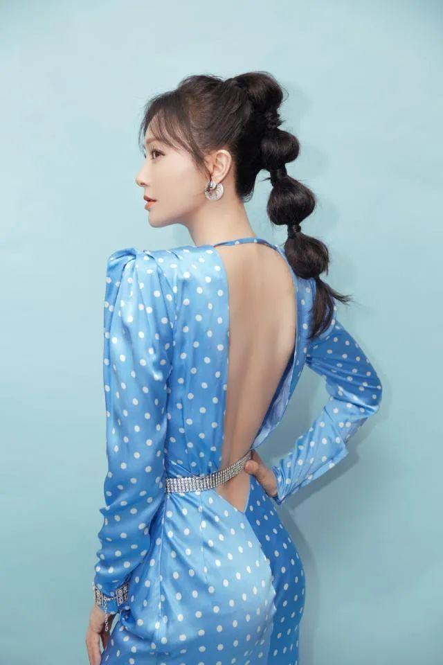 凭借一段香艳戏惊艳大银幕,年过43的她柳叶腰堪比仙女:女人身材变好