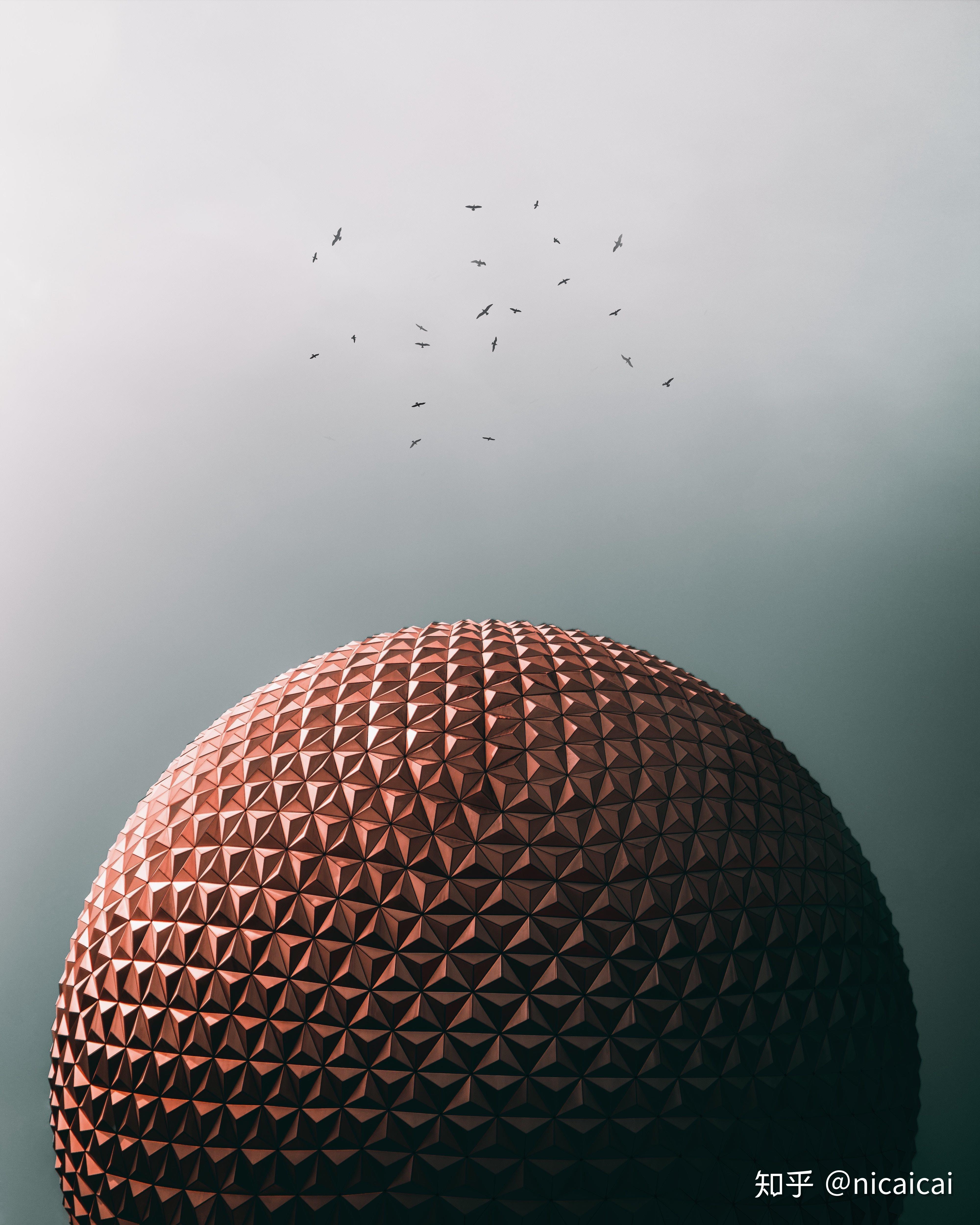 地变化或有规律地重复出现而激起人们的美感,这种美通常称为韵律美