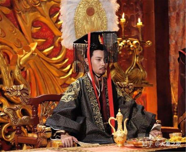 公元580年5月,杨坚成为北周的实际掌权人,被年仅七岁的周静帝宇文阐封