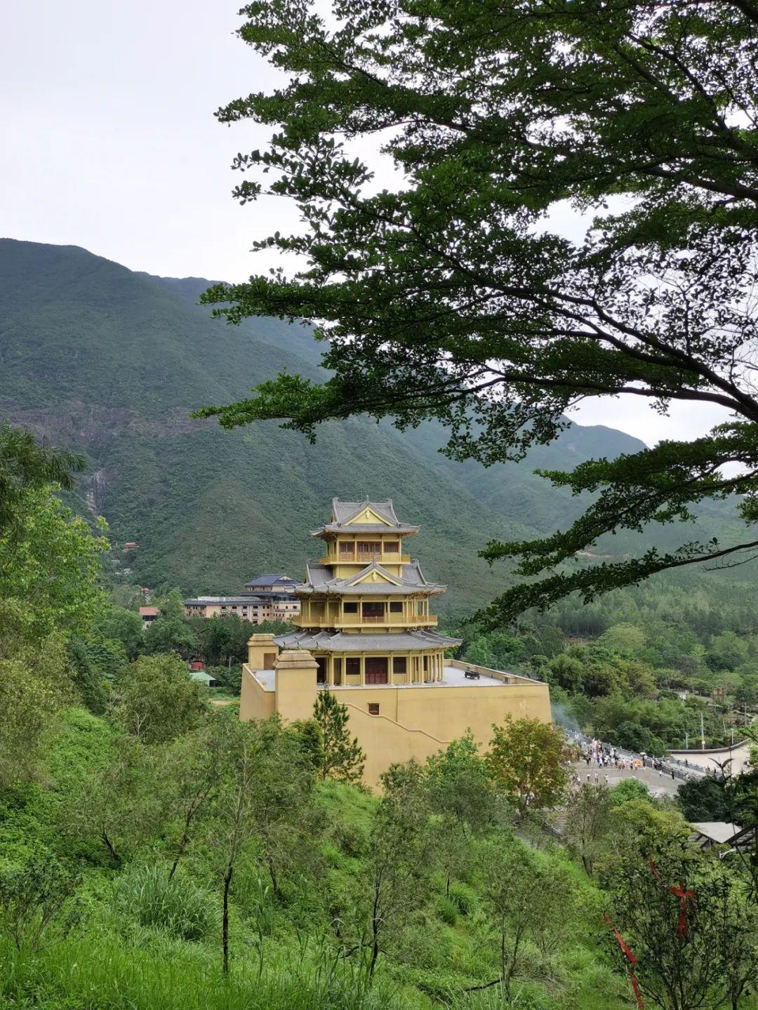 汕尾市海丰县莲花山鸡鸣寺旅游攻略 