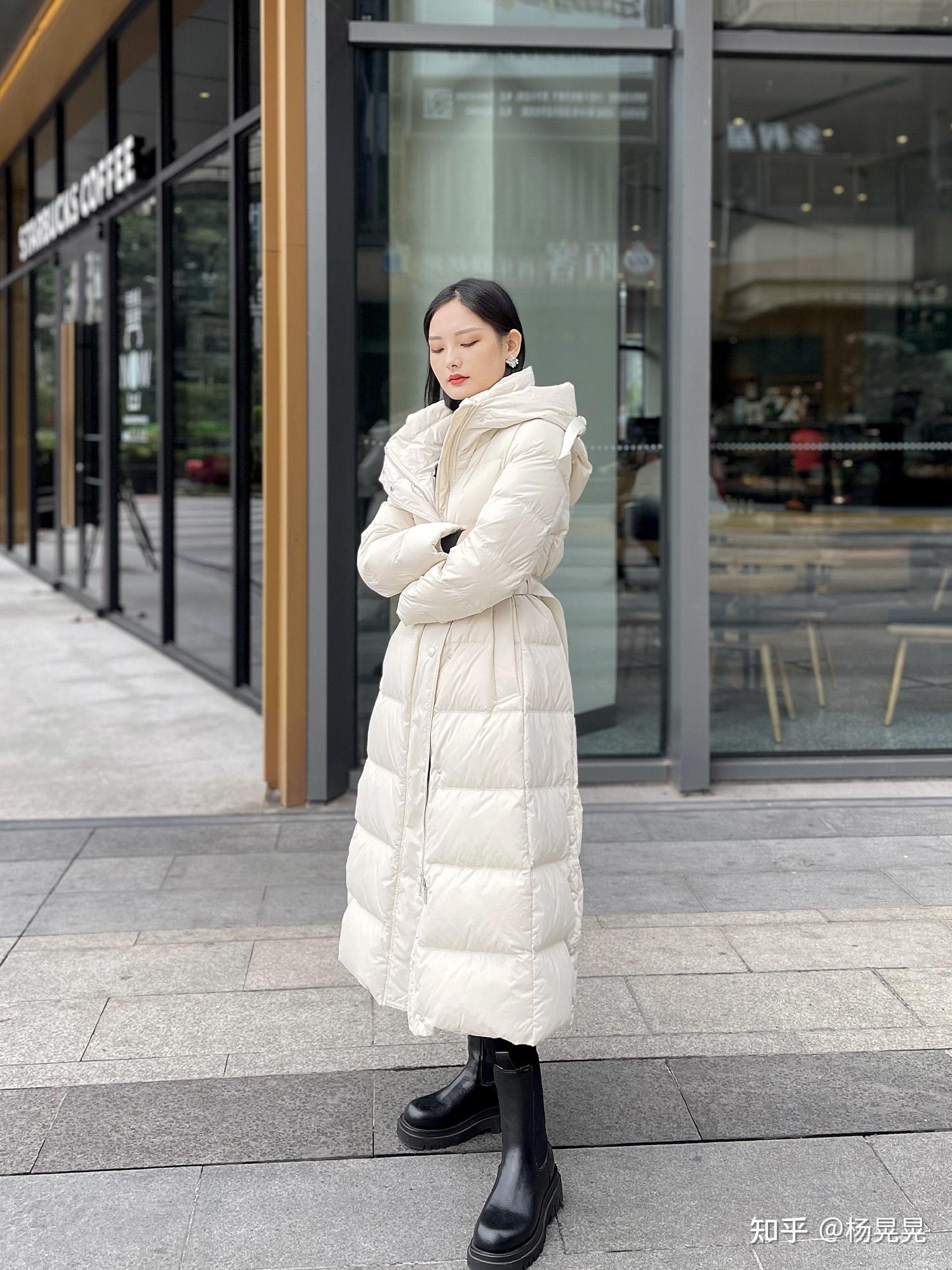 深米色中长款羽绒服好搭配吗注意是深