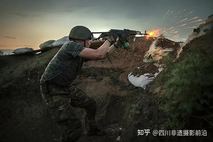 人文纪实俄罗斯战地记者镜头中的乌克兰冲突