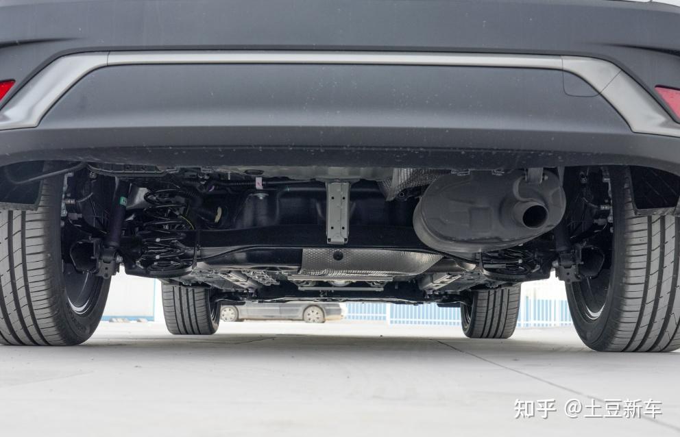 又一日系suv来了!这款丰田锋兰达,闭着眼都可以买!