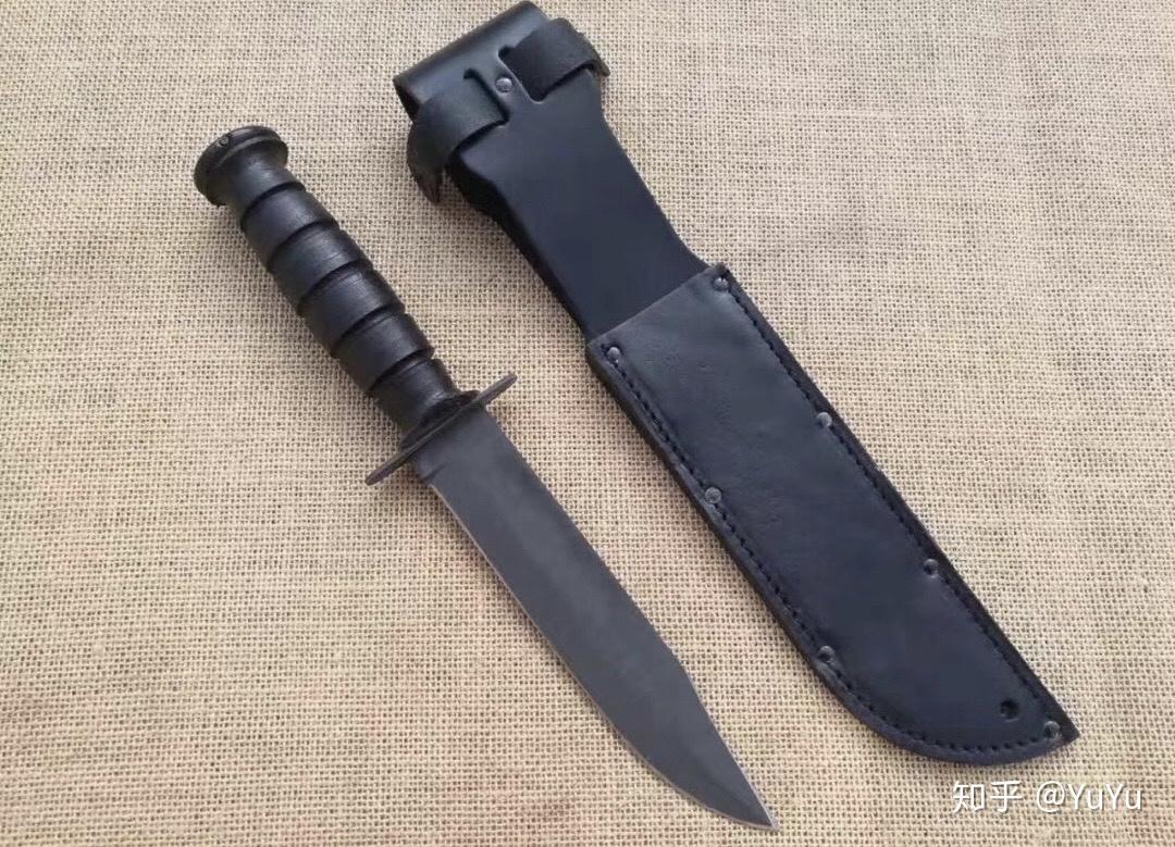 经典mk2刀型,这种黑色的mk2军刀最早是在越战时期由美军装备,为了防止