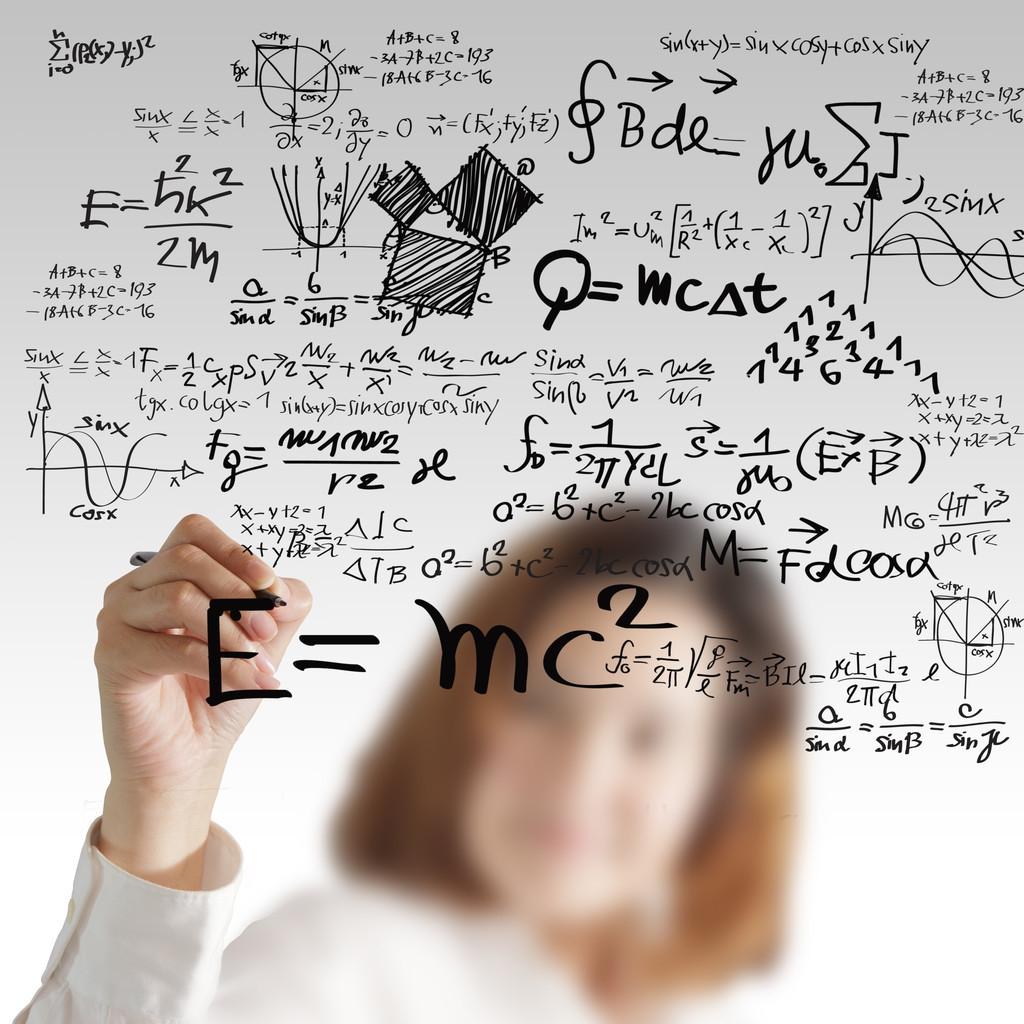 我把数学课代表按在地上c 下课舔英语课代表b