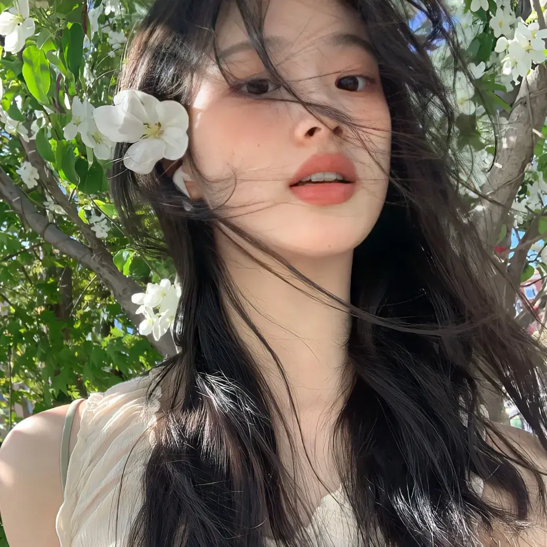 小藏 9人赞同了该文章 先分享文案~头像在后面 走了一段又一段路或许