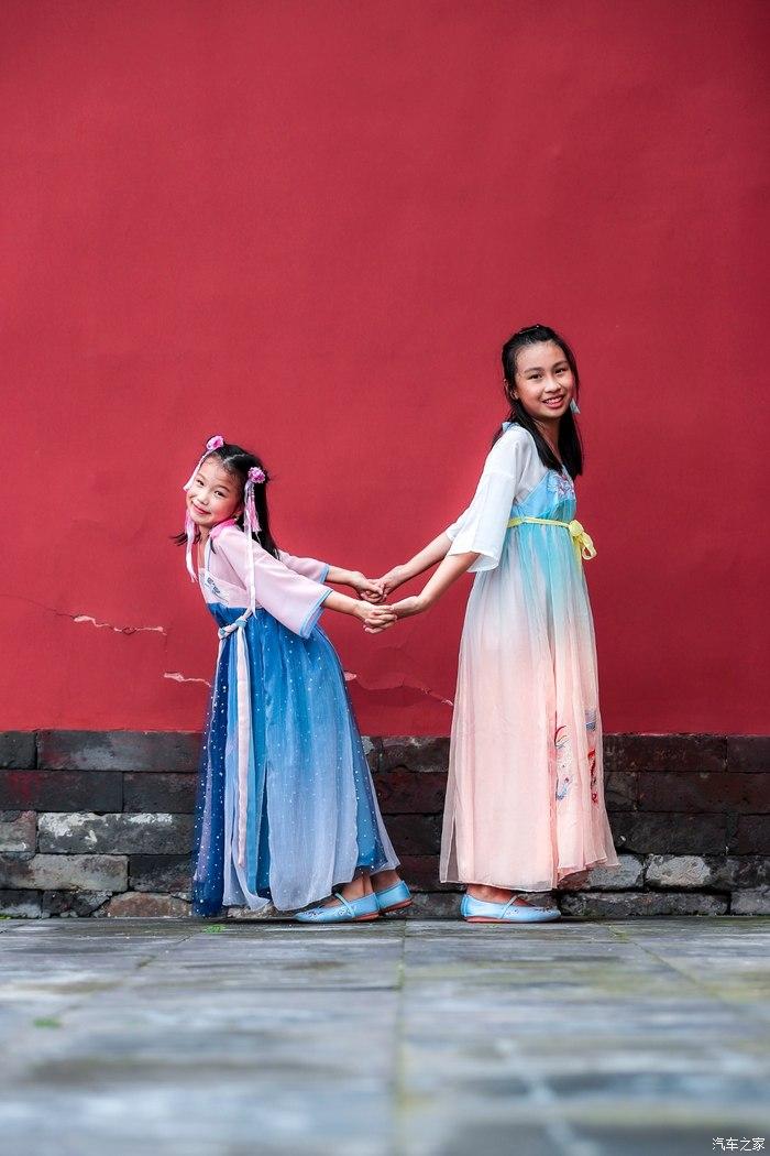 奔驰glb45后包围毕业,遇见紫禁城中最可爱的女孩 - 知乎