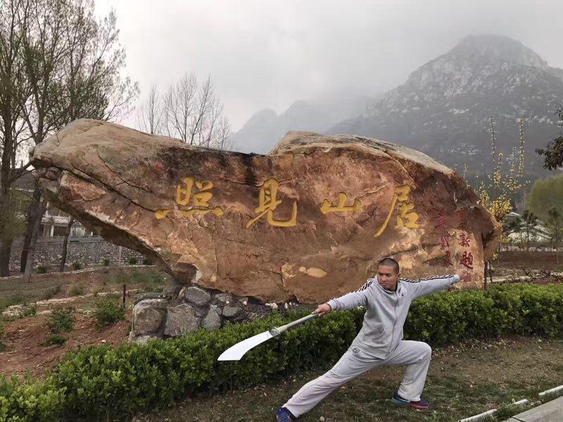 少林俗家弟子退伍军人释延根用大爱播洒人间