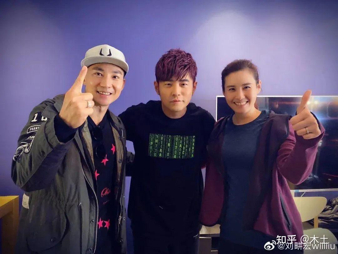 知名度甚低,远不及火得光辉灿烂的好友周杰伦,搭档赵文卓