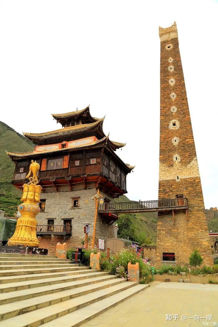 阿坝州重点文物保护单位  沃日土司官寨经楼