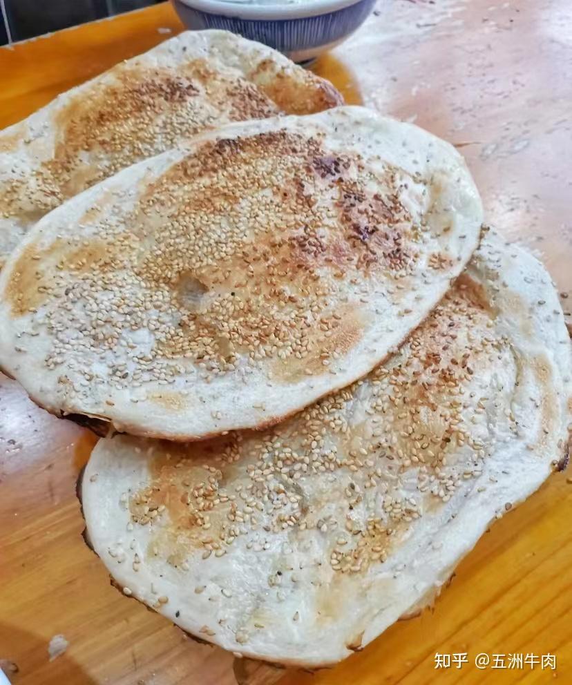 油酥烧饼是蒙城颇具特色的传统美食