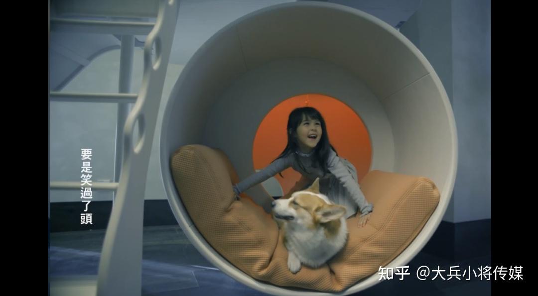 小艺人刘雨菡受邀拍摄梵几家具宣传片! - 知乎