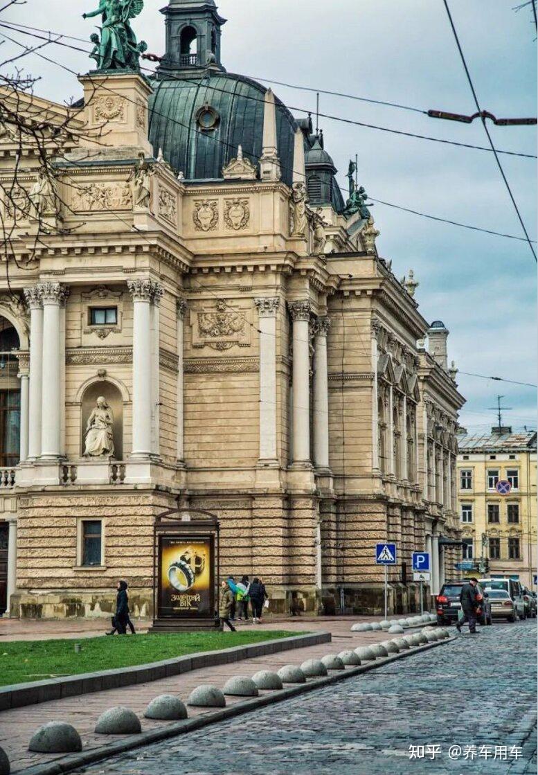 这也是如今的利沃夫老城呈现出不同于乌克兰其他城市风格的别样特色的
