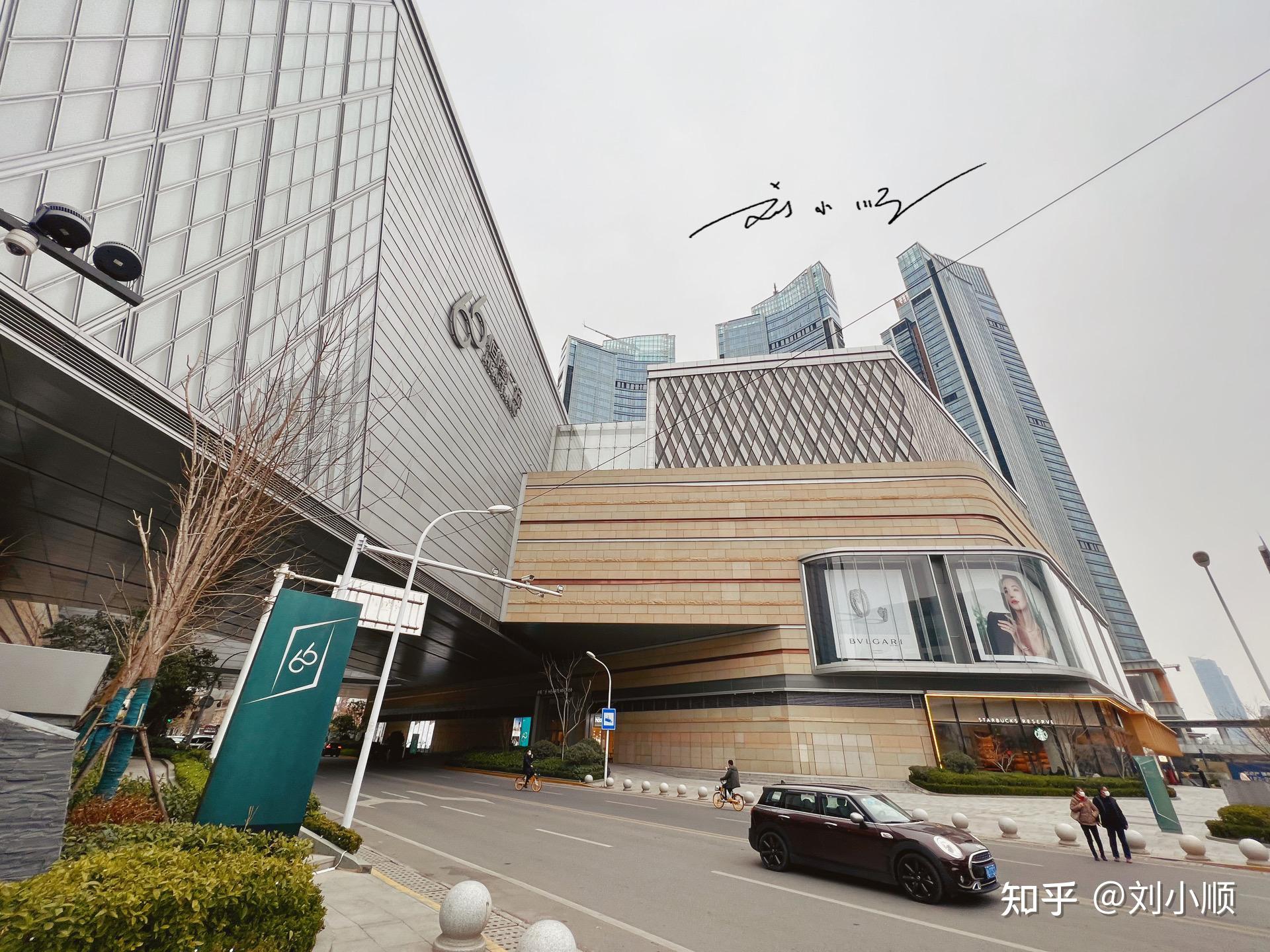 实拍“武汉恒隆广场”,就在著名的武广对面,竟然比武广还高档? - 知乎