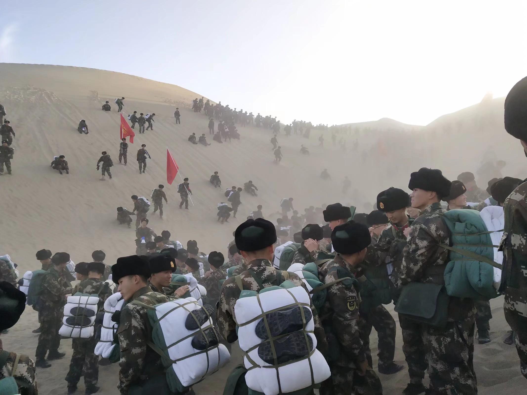 参加部队百公里行军拉练是种什么感受途中有哪些考验