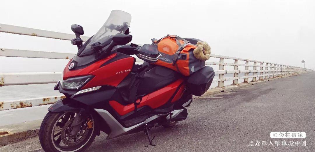 摩旅中国女魔头环华骑行第一周在路上还是躲不过被催婚二