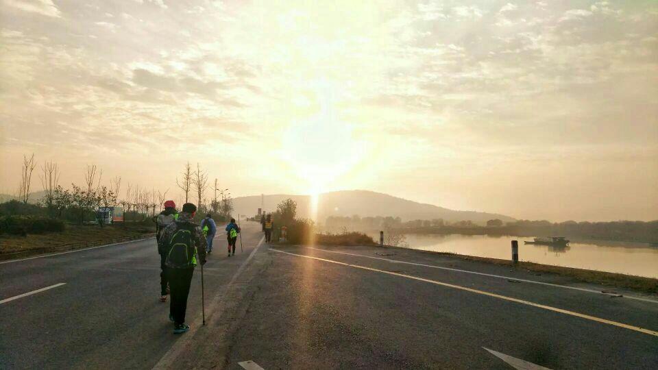 参加合肥市的百里毅行是什么体验? - 郭志超的