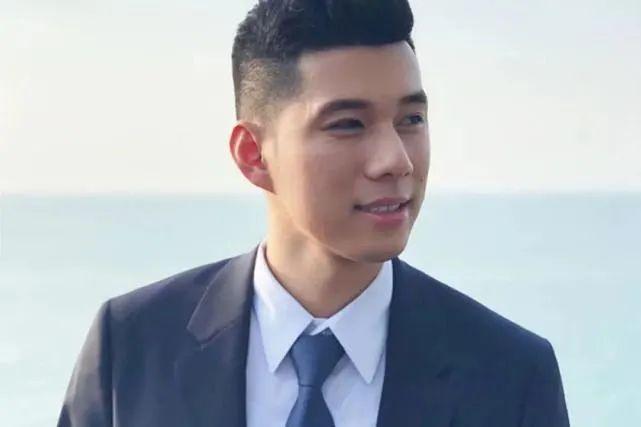 nyu吴彦祖hannyu同学的说法:不是cs专业人士,对张沛伦在专业领域的