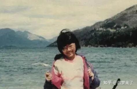 吴奇隆可爱,苏有朋呆萌,林更新搞笑,赵丽颖要哭,刘诗诗从小气质好!
