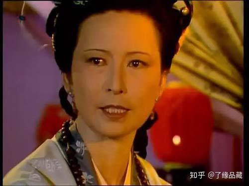 未嫁从父,既嫁从夫,夫死从子,从这个意义上来说,《红楼梦》里的王夫人