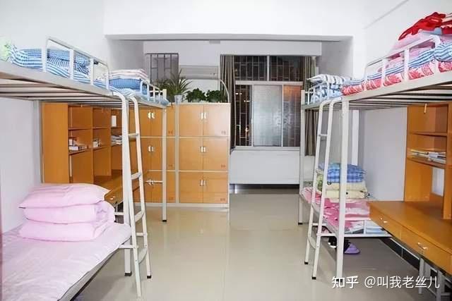 郑州外国语高中宿舍图片