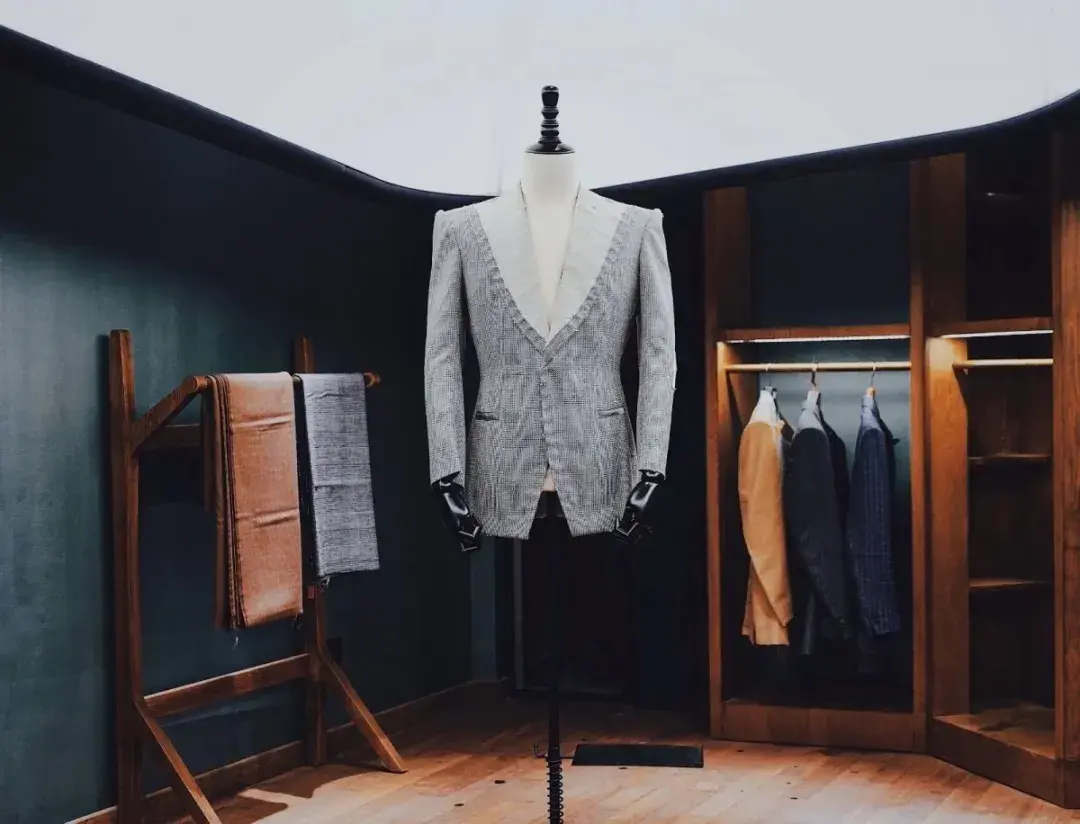 rainier bespoke | 萨维尔街标准,50个小时的极致手工定制