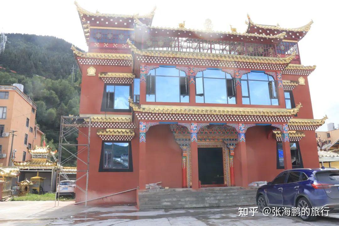 进入四川松潘县境内，有一座一千多年的古寺庙，叫“川主寺” - 知乎
