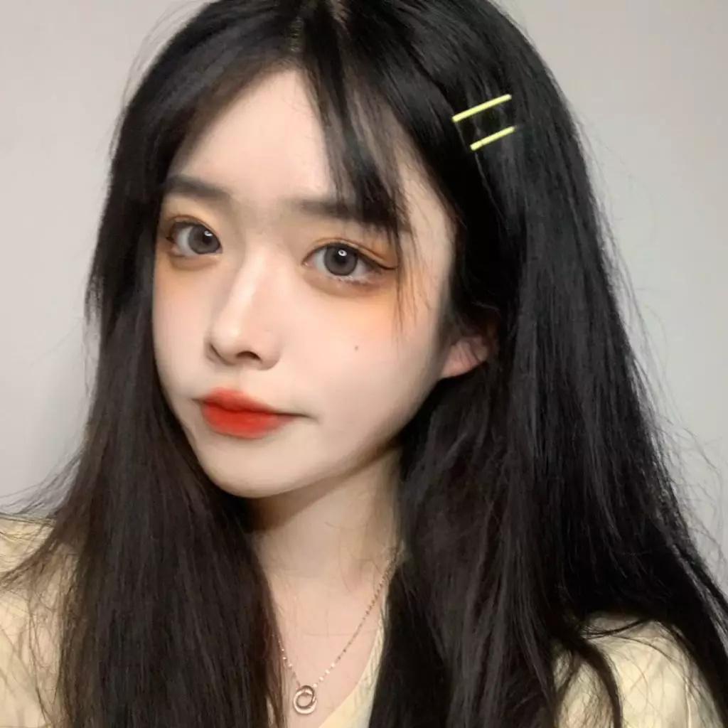 一眼爱上的纯欲女生头像高颜值女生头像纯欲风女生头像温柔到极致的
