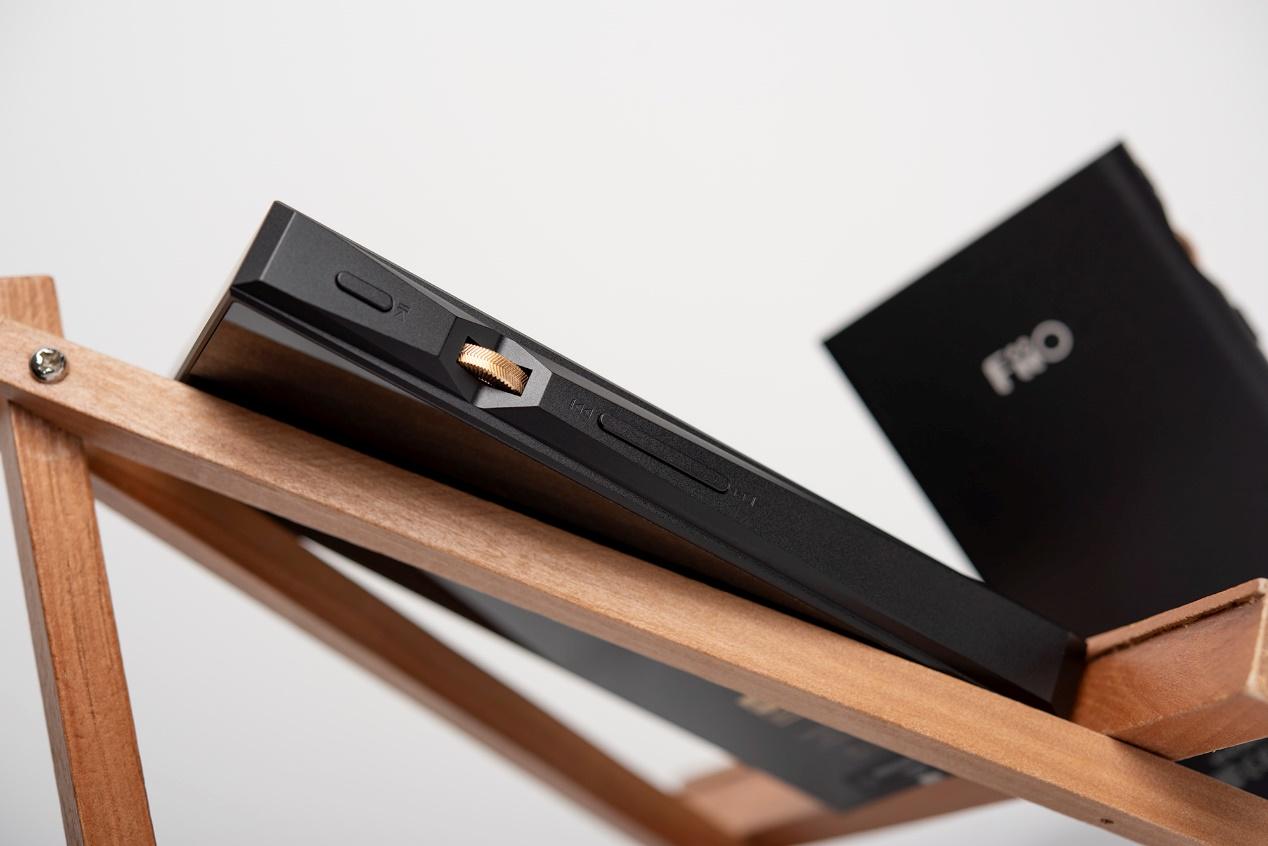 最不像播放器的播放器飞傲m11评测