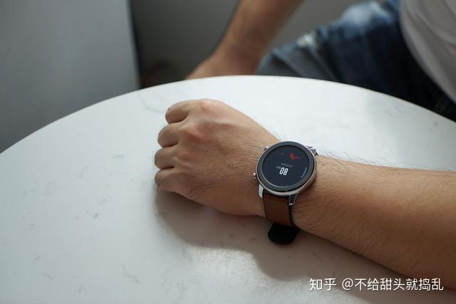 怎么自己测胎压够不够 v2-3fe998f659e73fc36097a9184650884d_r.jpg