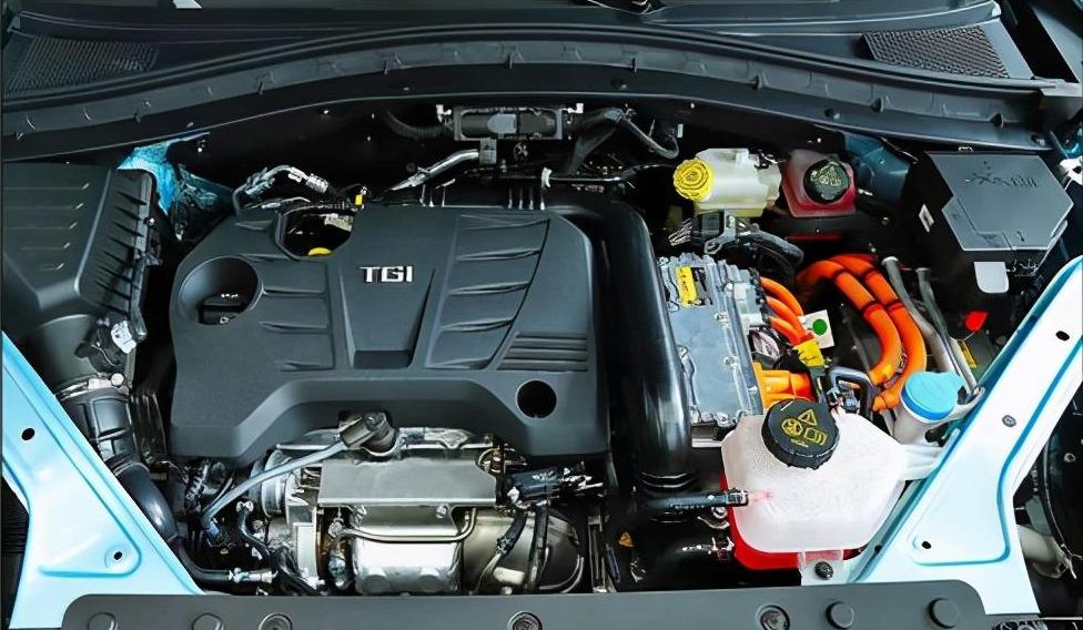 该变速箱配备了上汽"蓝芯"1