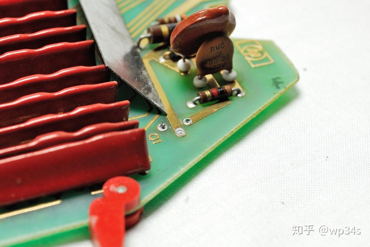 电与磁的极致艺术~1968年的HP9100A晶体管计算器(机)-2