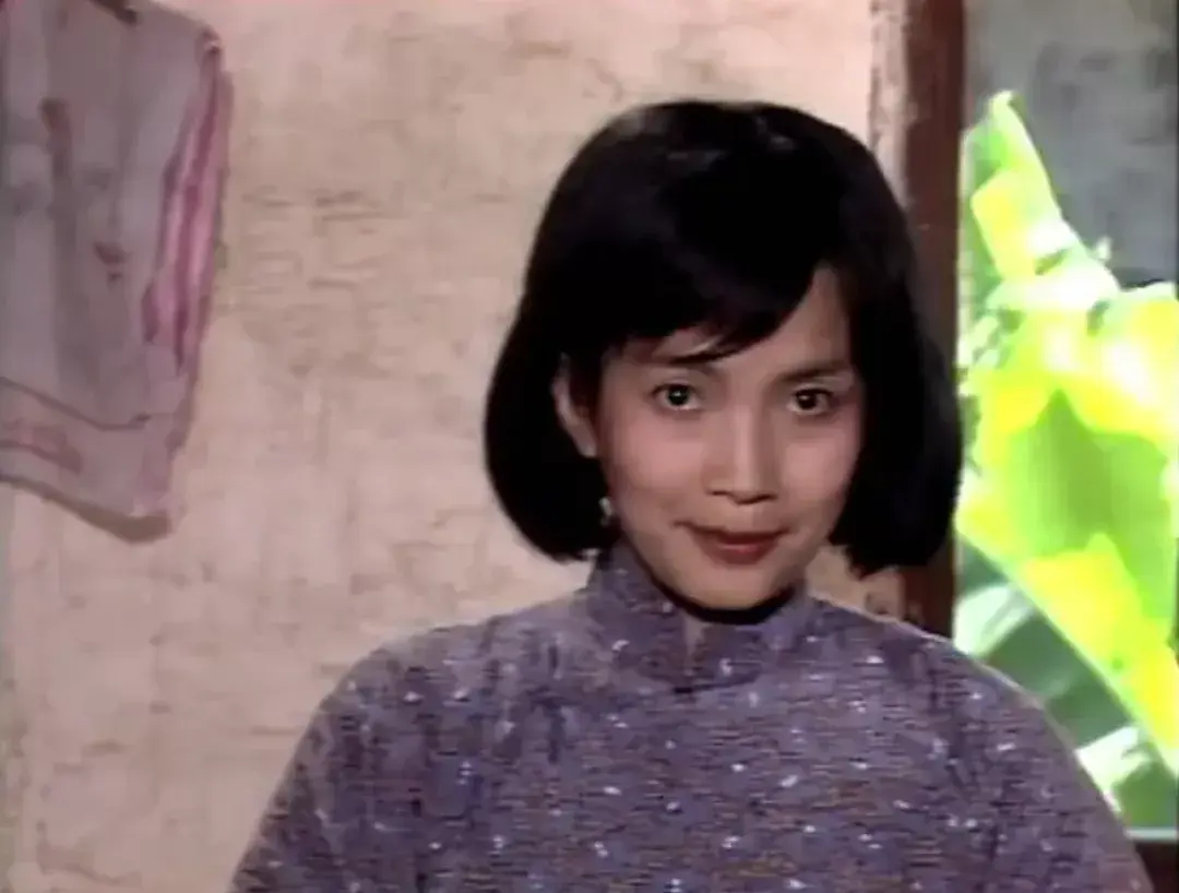事实证明,孙柔嘉确实是"千方百计"地和方鸿渐结了婚,结婚之后就变得