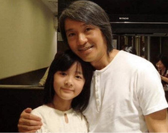 初哆咪娱乐周星驰干女儿近况曝光