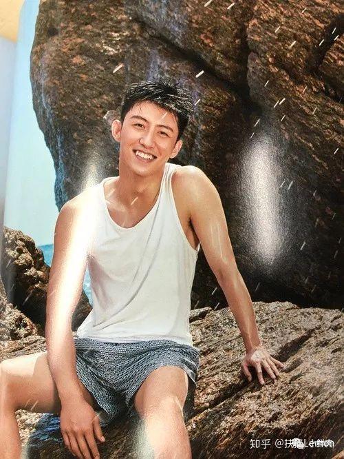 黄景瑜陈学冬盛一伦紧身潜水造型曝光没有对比就没有伤害