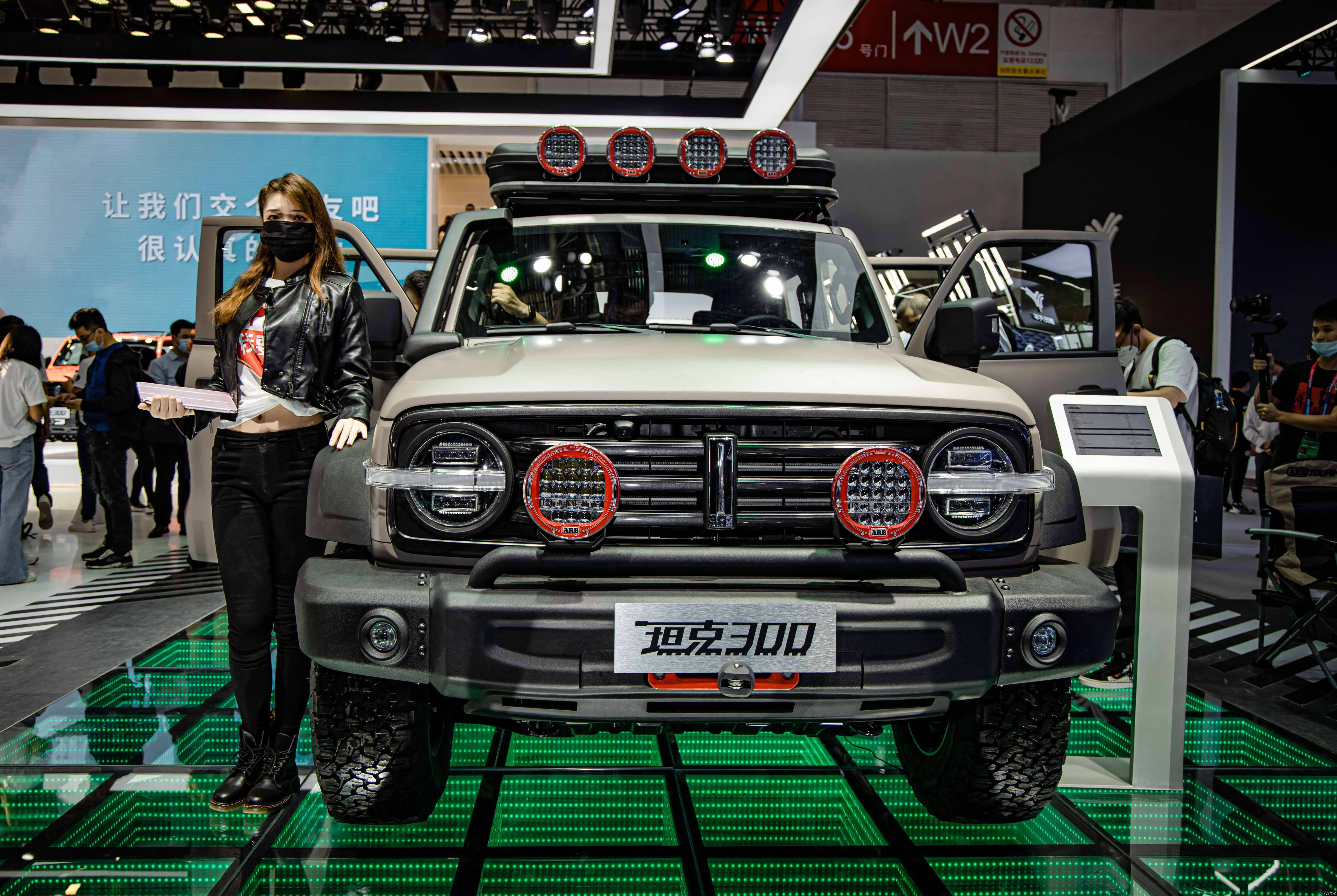 如果说哈弗大狗是长城打造新势力车型的敲门砖,那么魏派坦克300则是