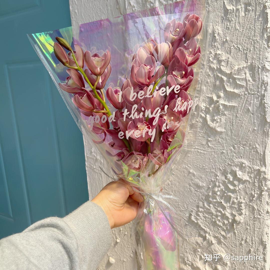 女朋友过生日买什么花比较好 v2-40d1a6d3a15d011f32285bd62247b6fd_r.jpg