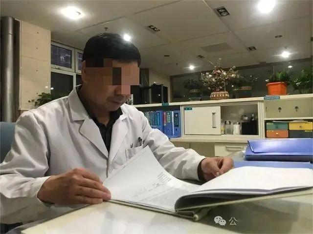 60岁男医生舔吸女子私处已被拘留医疗猥亵层出不穷如何杜绝