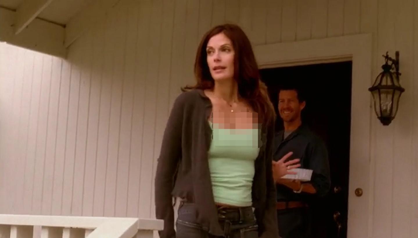 美剧英语天天背：I'm in the middle of something. 知乎