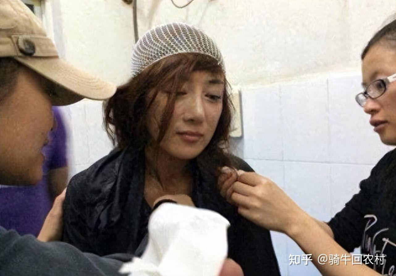 李依晓与叶璇的"狗咬门"事件始末